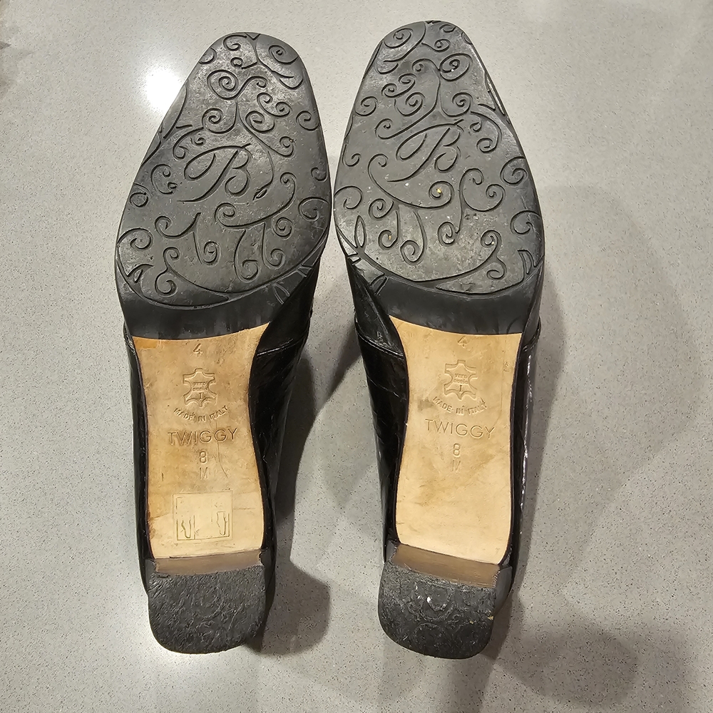 Brighton Twiggy Black and Silver Mules with Chain Detail EUC Size 8 - Picture 6 of 7